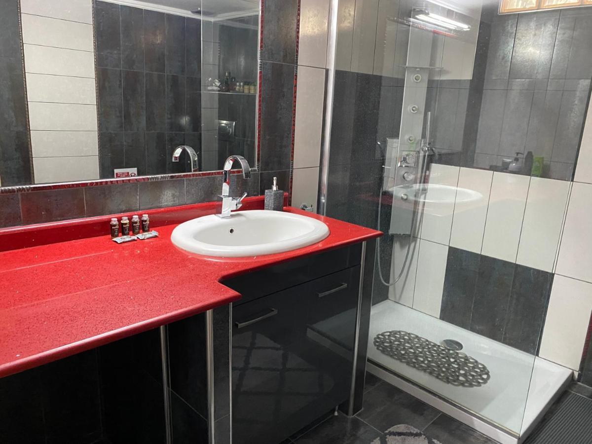 Luxury Apartment In The Center Edessa Esterno foto